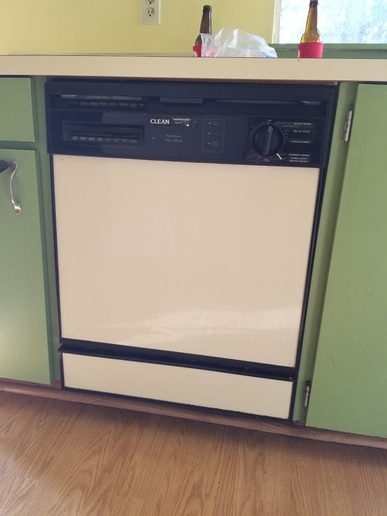 Refrigerator, stove, dishwasher set for Sale in Olympia, WA OfferUp