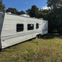 30 Ft Camper