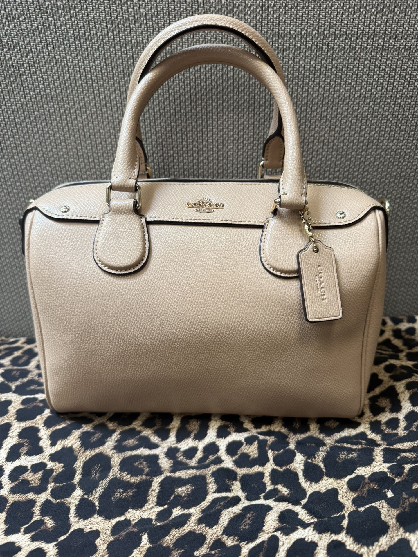 Coach Handbag Small Beige Satchel Pebbled Leather Purse 9” X 8” Top Handle Bag