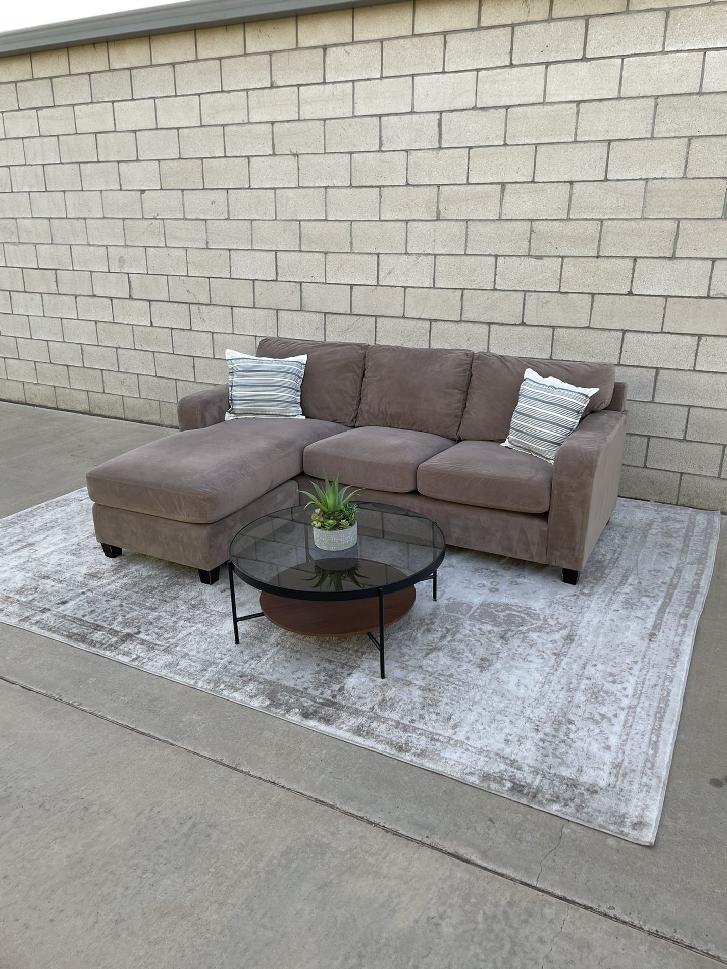 Costco Sectional Couch Sofa Reversible Chaise