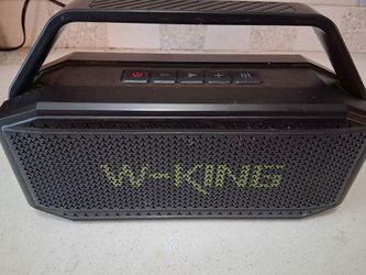 W-Kink Bluetooth Speaker