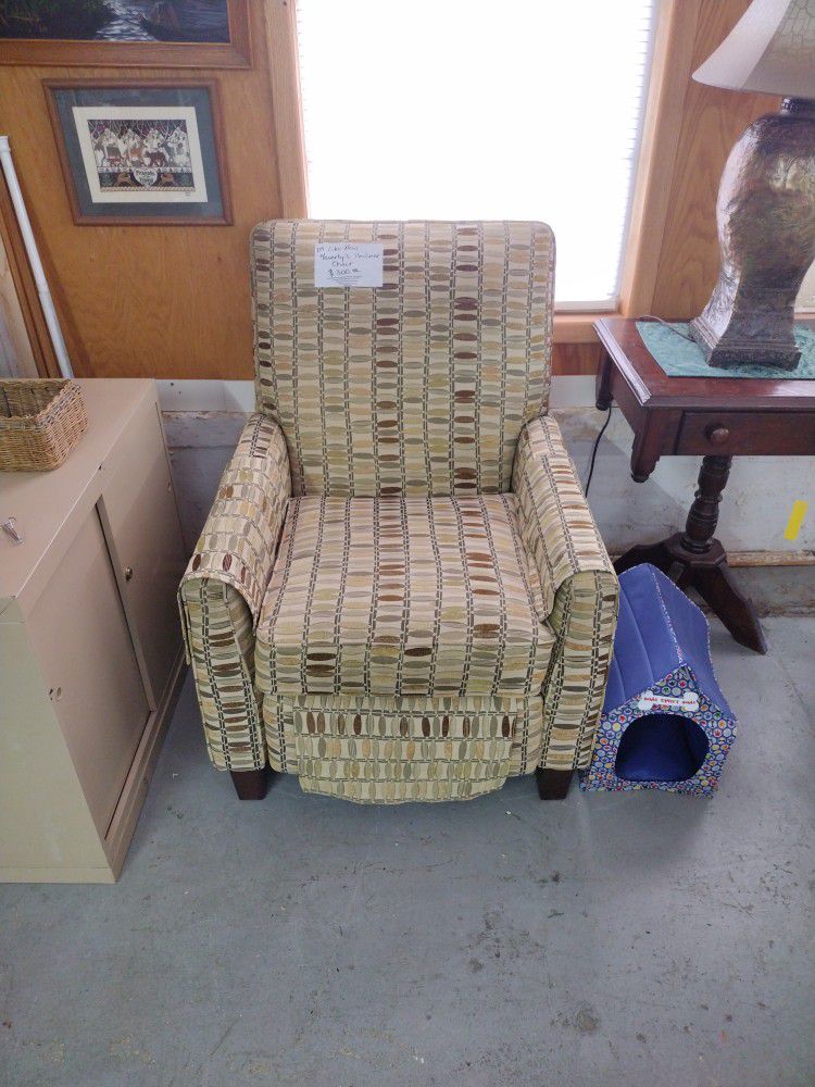 Haverty's Recliner Chair