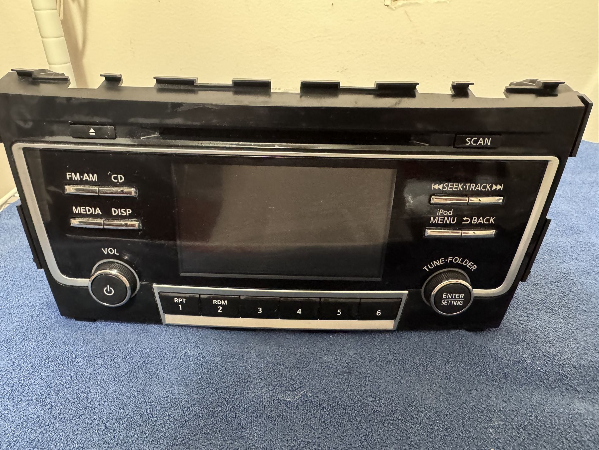 2017 Nissan Altima OEM Stereo 