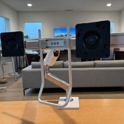 Humanscale M8.1 DUAL MONITOR ARM(32”), CROSSBAR WITH HANDLE, ANGLED/DYNAMIC LINKS