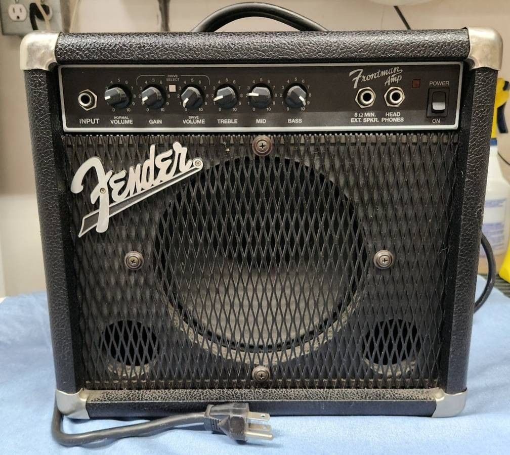 Fender Frontman Guitar Amp PR 241
