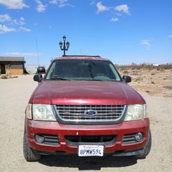 2004 Ford Explorer