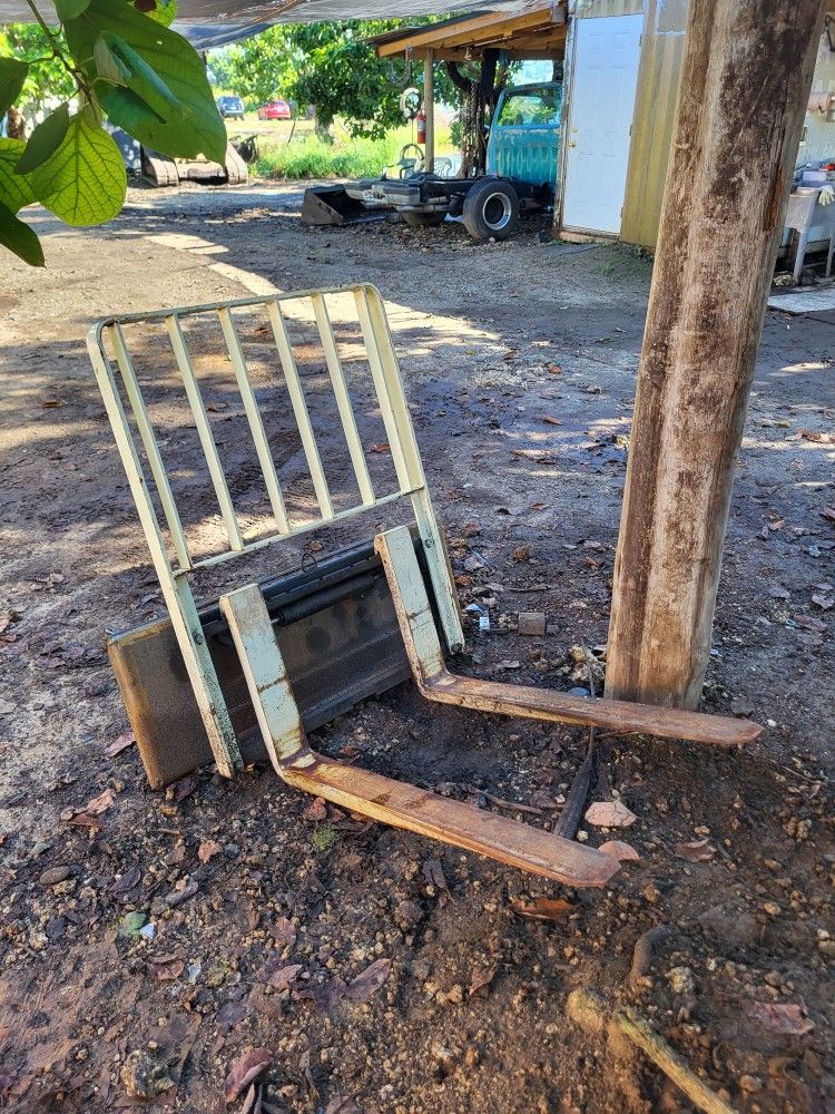 Forks For Bobcat/ Skid Steer