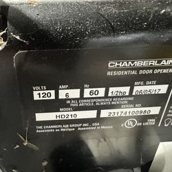 Chamberlain HD210 Garage Door Opener – Chain Drive – 1/2 HP – Used 