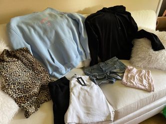 Women’s Clothing Bundle White Fox DKNY & More Sz l/xl