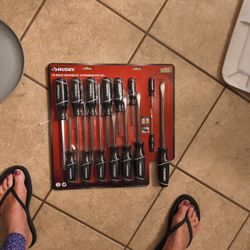 Husky 15 Piece Magnetic Screwdriver Set