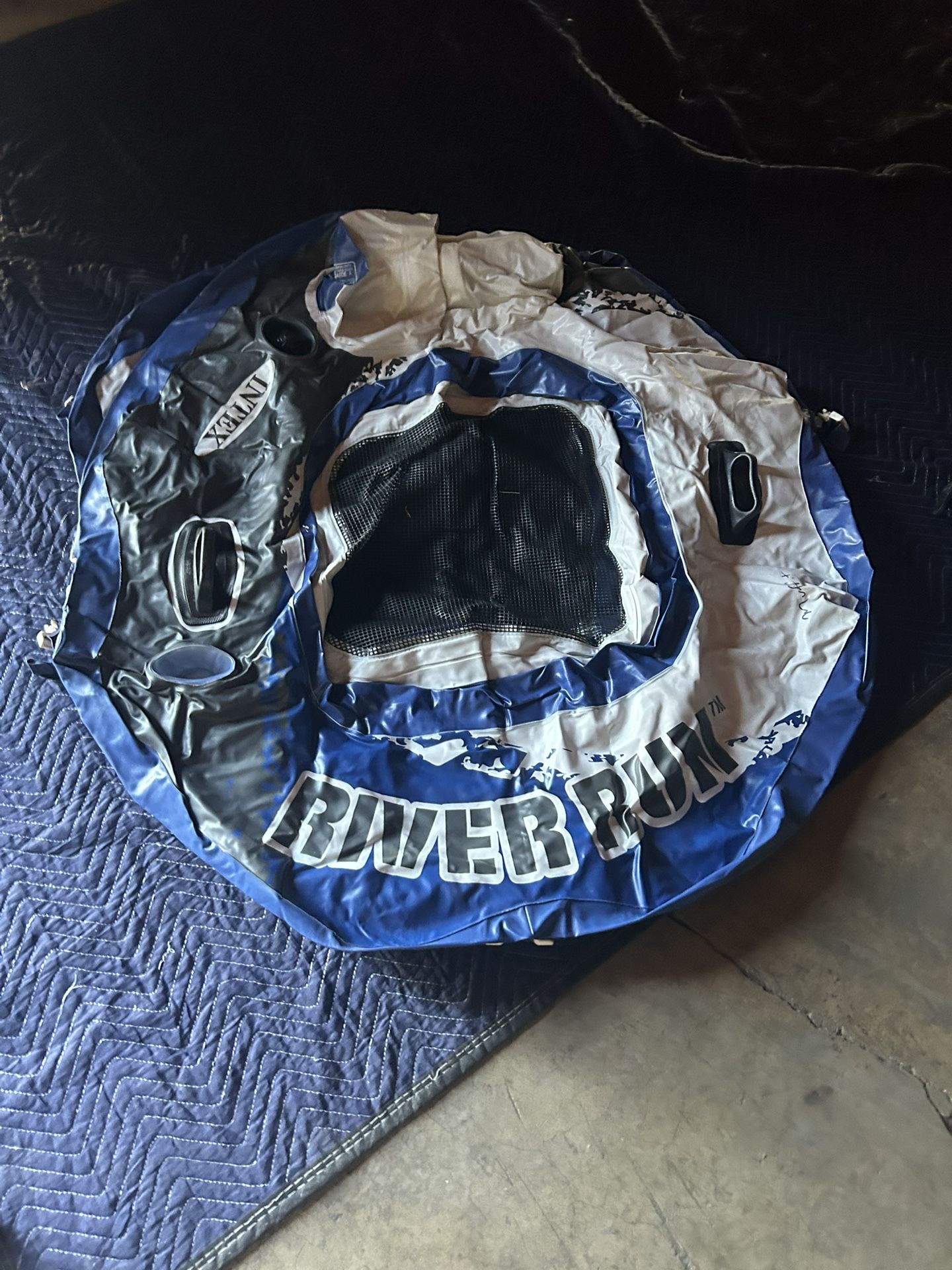 Inner Tubes With Inflatable Cooler And Carrying Bag