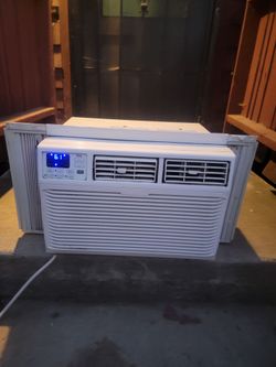 TCL 6,000 BTU Digital 3 in 1 Air Conditioner, Dehumidifier And Fan