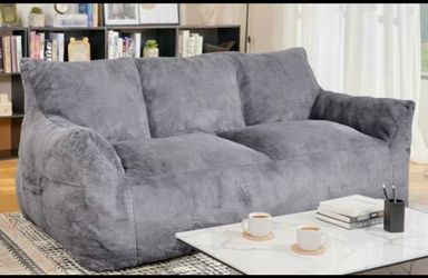 Modern Faux Fur Very Large Pet Bed/ Loveseat