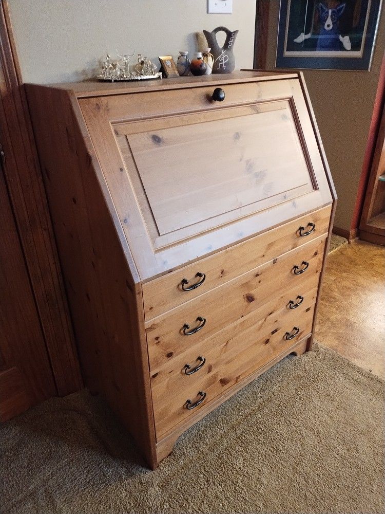 Small Drop Down Desk