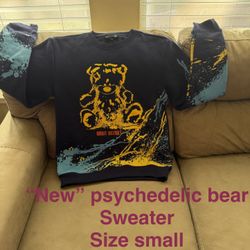 “New” Designer Sweater Size Small 