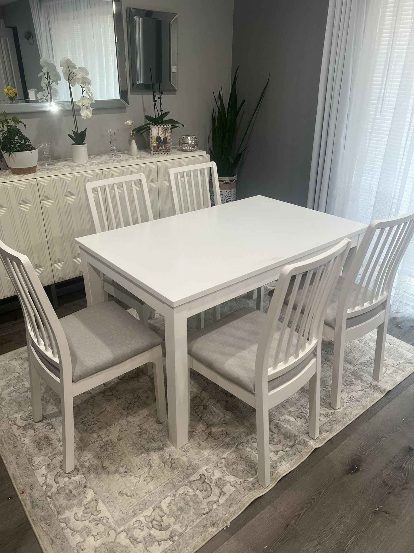 Dining Room Set With 6 Chairs