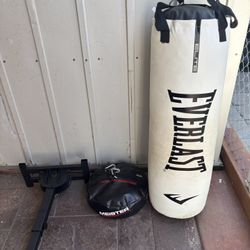 Everlast Punching Bag, Meister Bag Anchor, Wall Mount And Everlast Core Hand Wraps
