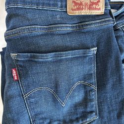 Red Tag Levi’s Mid Rise Skinny Jeans Women’s 33-34  16L