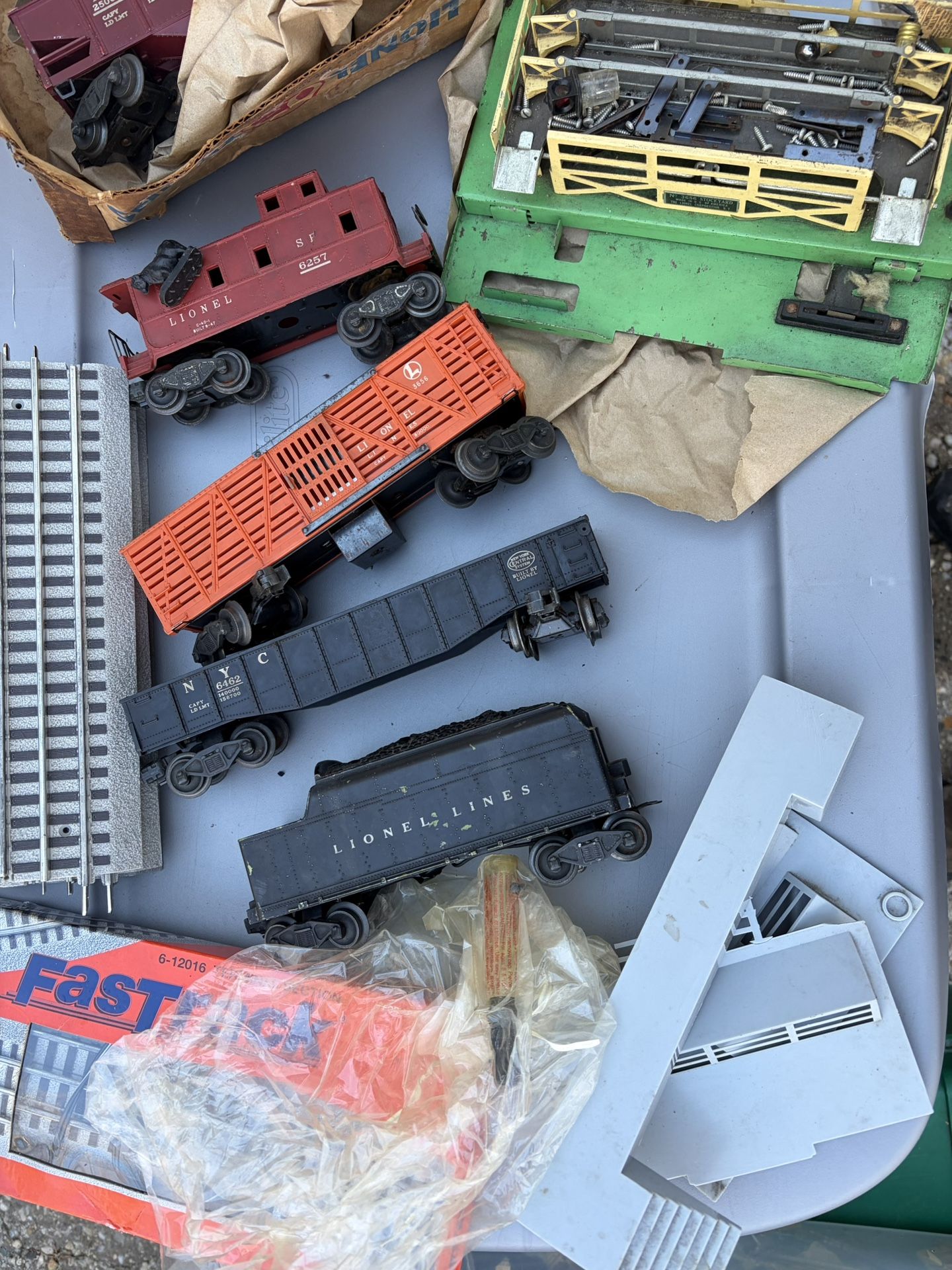 Trains, Train Cars, Tracks, Accessories, Animals