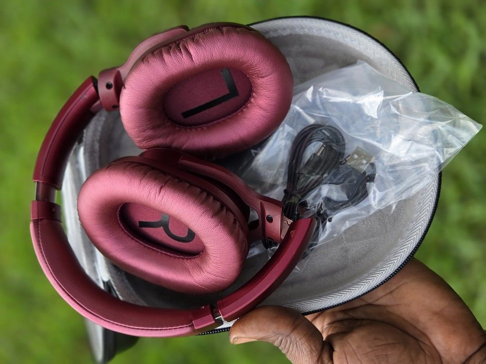 Active Noise Reduction Wireless Headphones