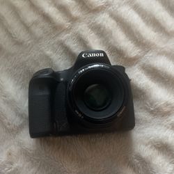 Canon 70D (body For Parts)