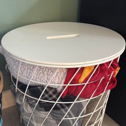 IKEA KVISTBRO Storage ottoman side table, white, 17 3/8 " wire basket with lid