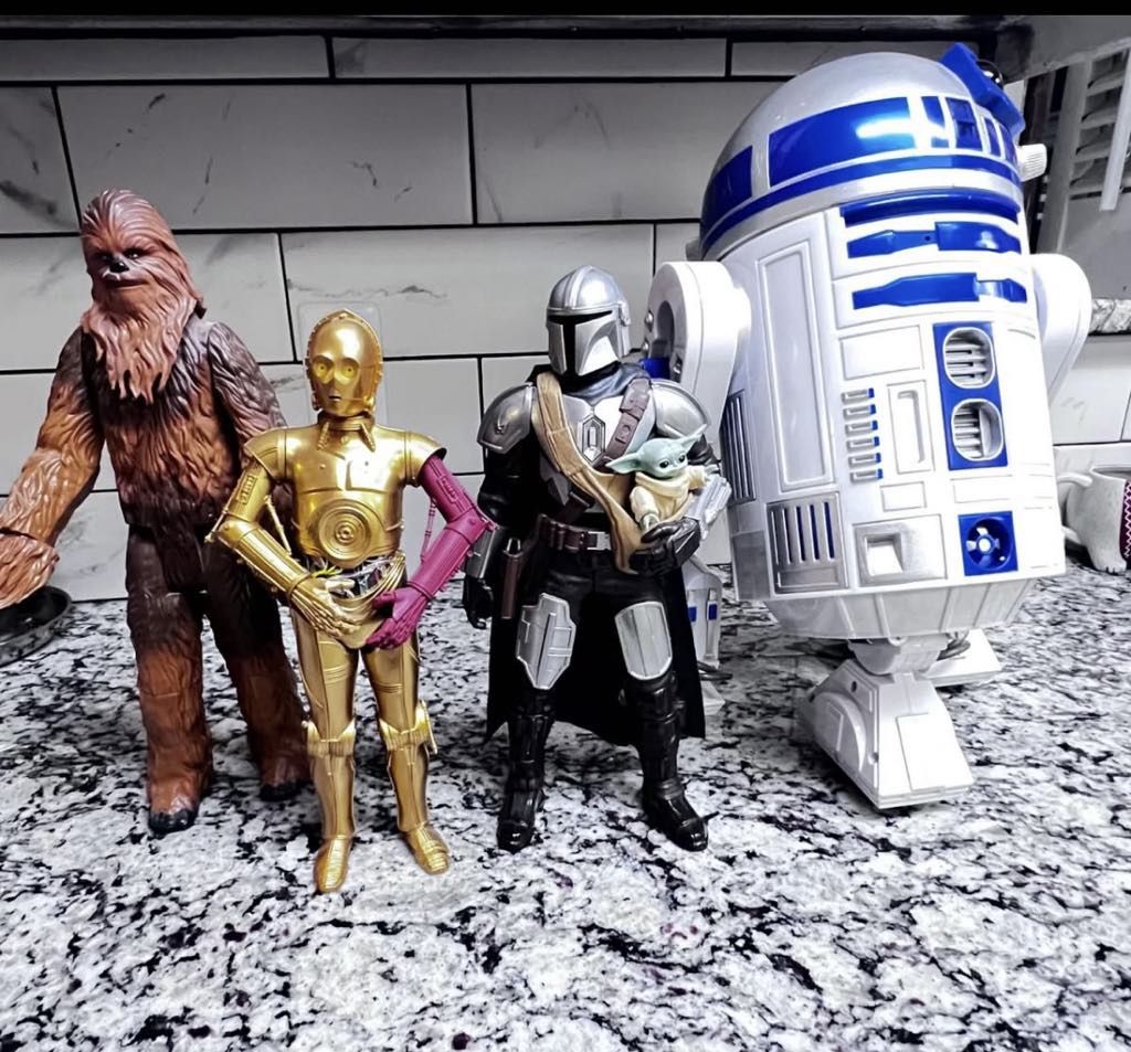 Star Wars R2-D2 Interactive Robotic Droid RC NoRemote control. Kids toy