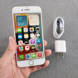 iPhone 8 - UNLOCKED - Like New 