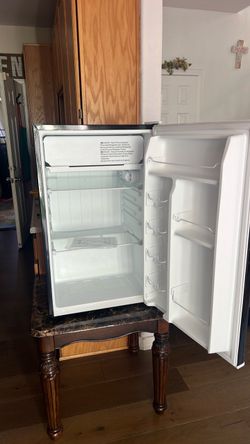 Small refrigerator