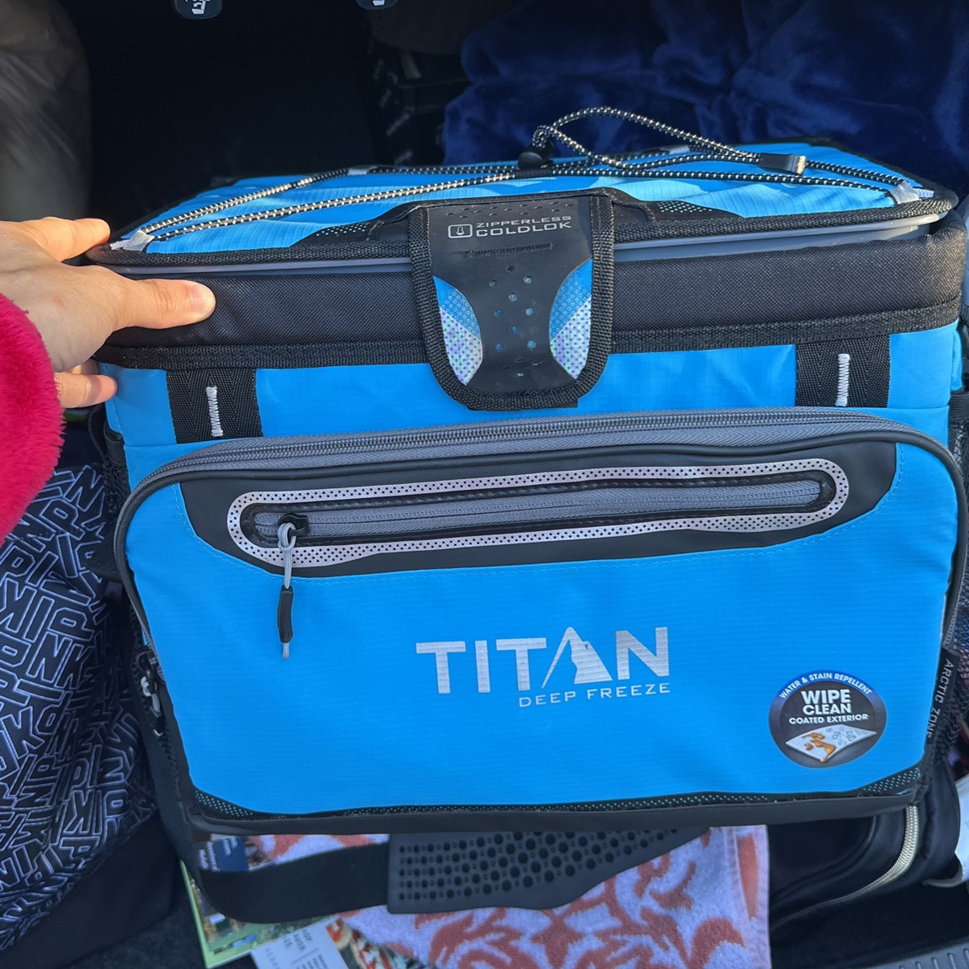 Titan Deep Freezer Cooler