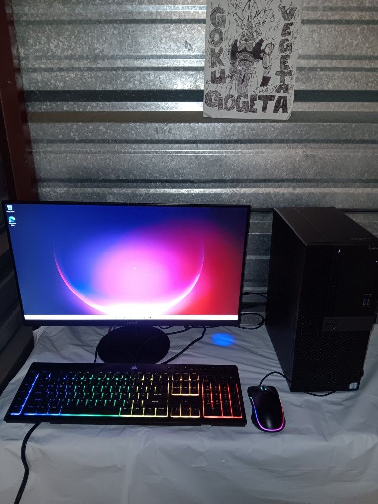 I7 Optiplex W/Gaming Keyboard and Mouse