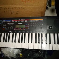 Yamaha Keyboard