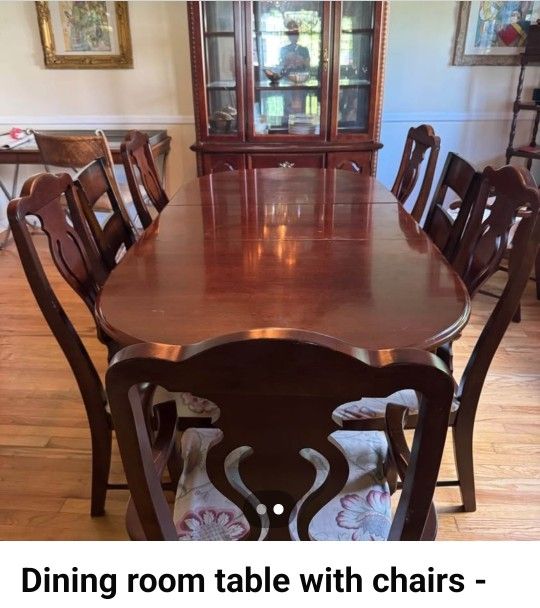 Dining Room Table With Chairs