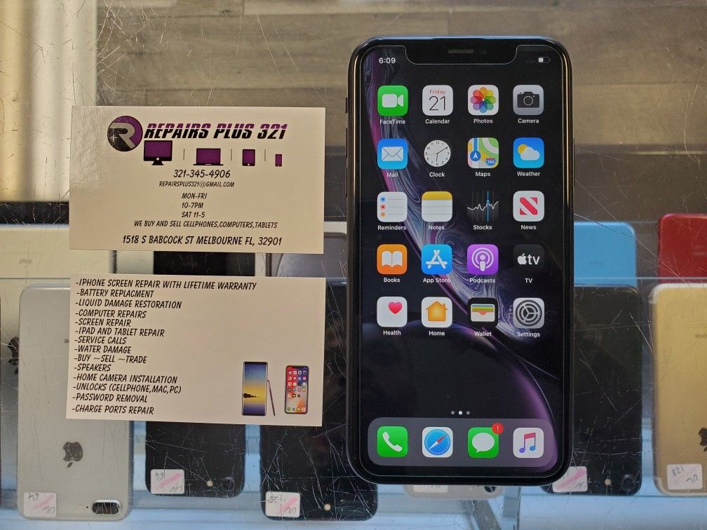 Unlocked Black iPhone XR 128gb