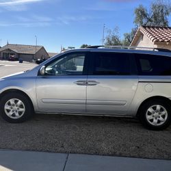 2010 Kia Sedona