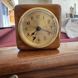 National Wildlife Federation Clock, Eagle