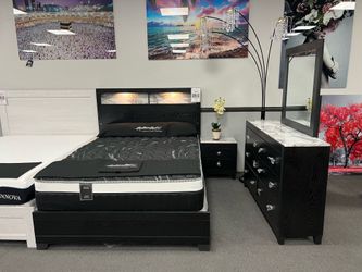 4PC Black Queen Bedroom Set w/ Lights