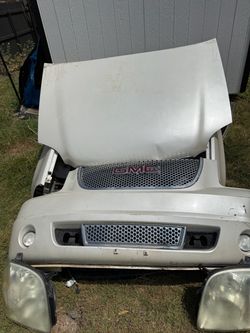 GMC Yukon bumper, hood, doors etc