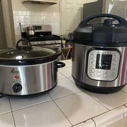 Set of slow cooker & instant pod