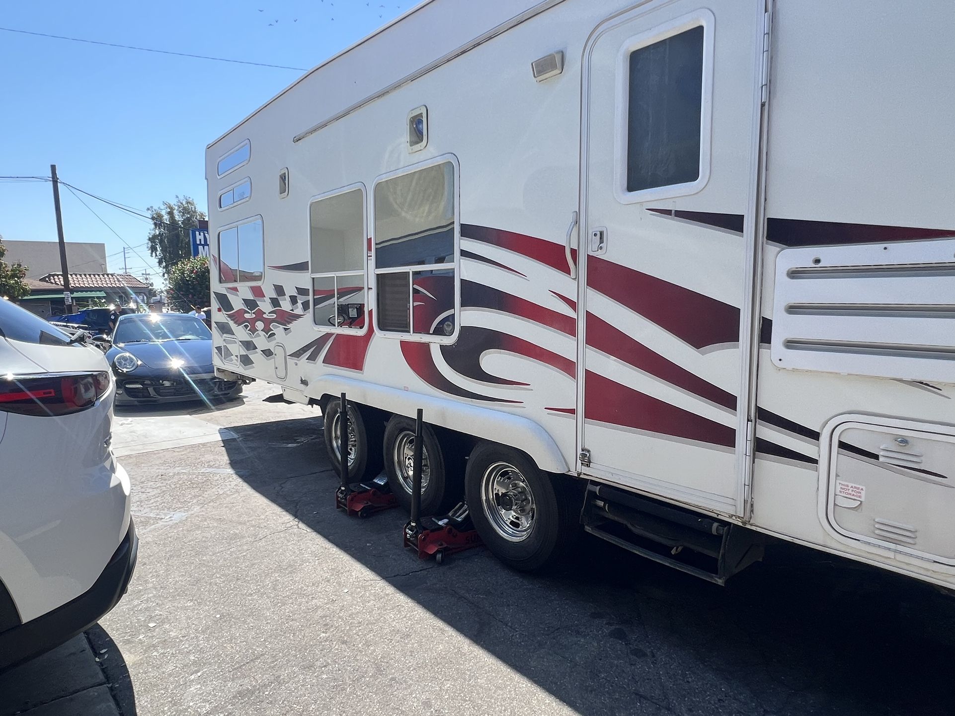 36’ Weekend Warrior Toy Hauler