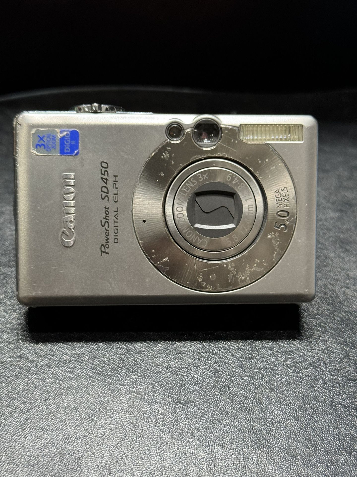 Canon Powershot SD450 5MP Digital Elph Camera