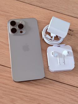 IPhone 15 Pro Max (256gb) Grey UNLOCKED