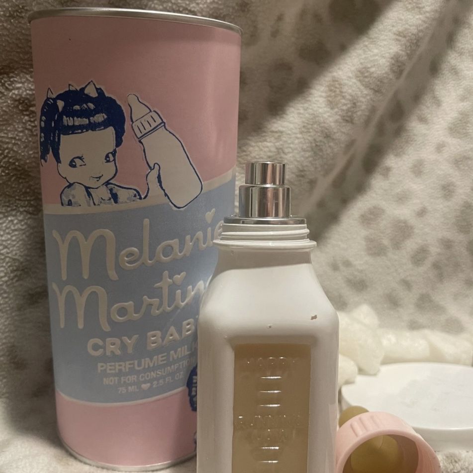Melanie Martinez Crybaby Perfume ( COMPLETELY FULL)