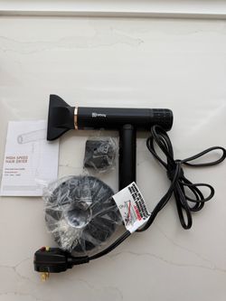 NiceBay Ionic Hair Dryer with 3 attachments(great condition)