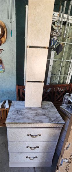 Free queen bed