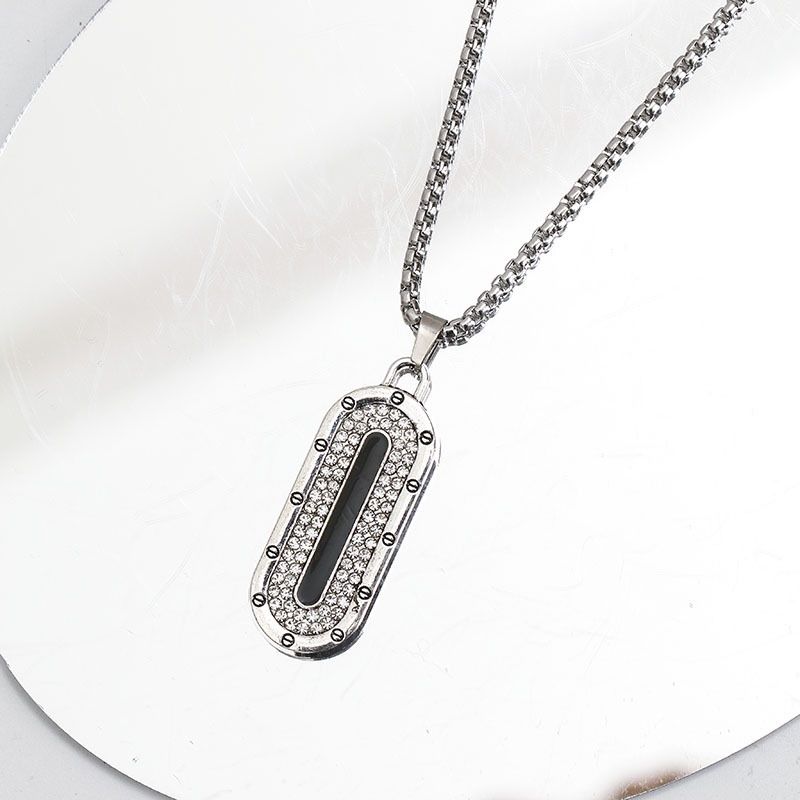Long-style sweater necklace with diamond inlay featuring geometric design, trendy for both men and women. Luxury minimalist necklace with numerous dia