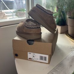 Ugg