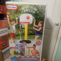 Little Tikets TotSports Basketball Set New, Juego De Básquetbol Nuevo 15 Dolares 