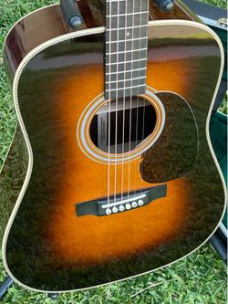 Martin HD28 Sunburst Acoustic Guitar