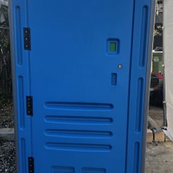 porta potty